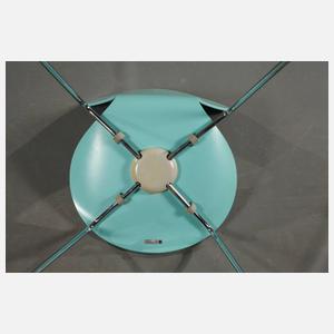 Zwei Stühle Arne Jacobsen