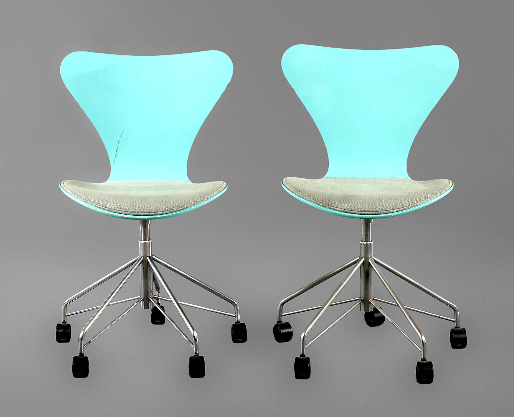 Paar Drehstühle Arne Jacobsen