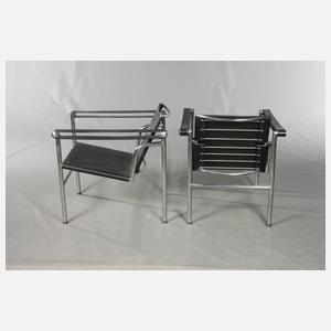 Zwei Armlehnsessel LC1