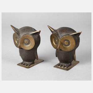 Paar Buchstützen als Uhus