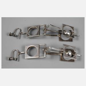 Ein Paar Designohrhänger