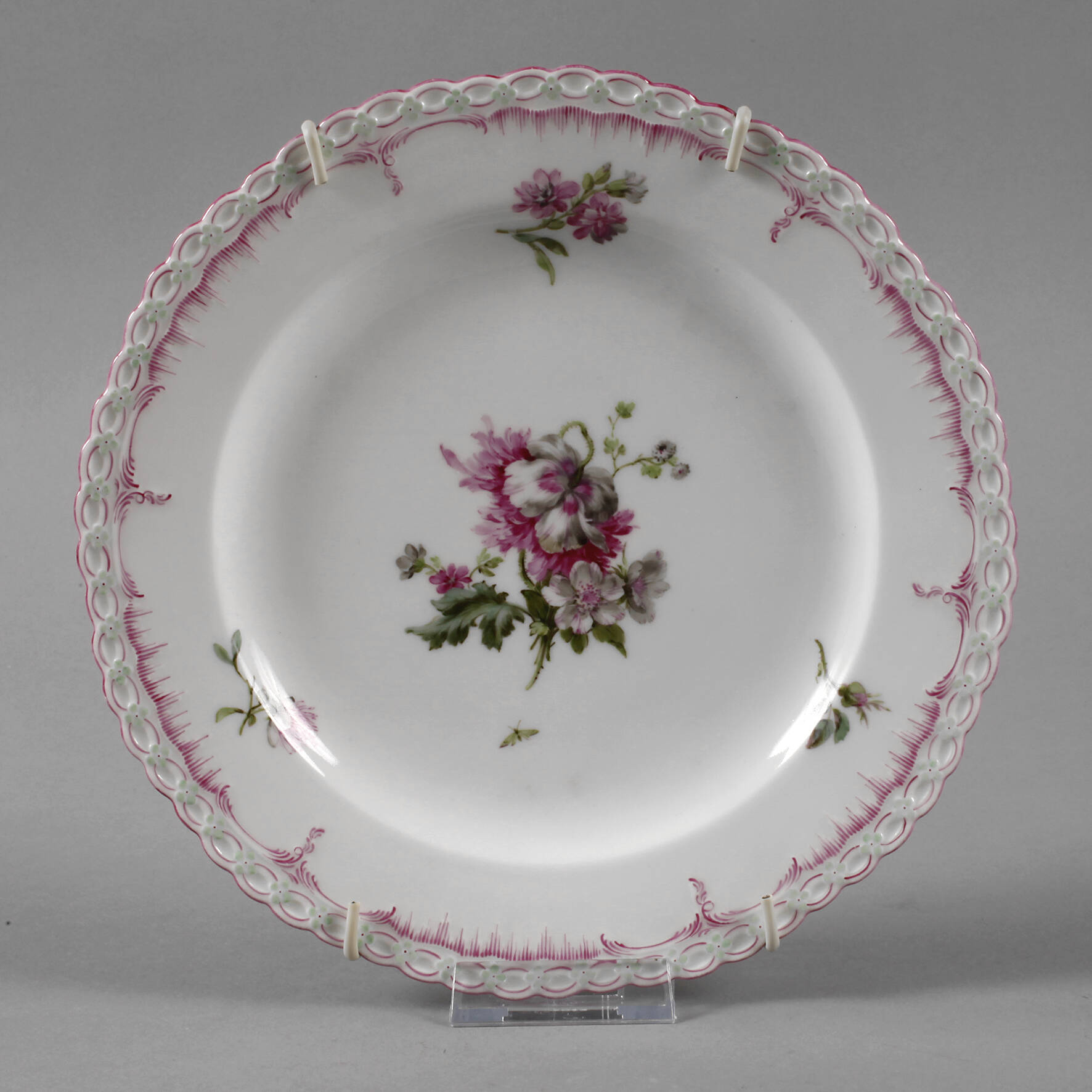 KPM Berlin Zierteller Blumenmalerei