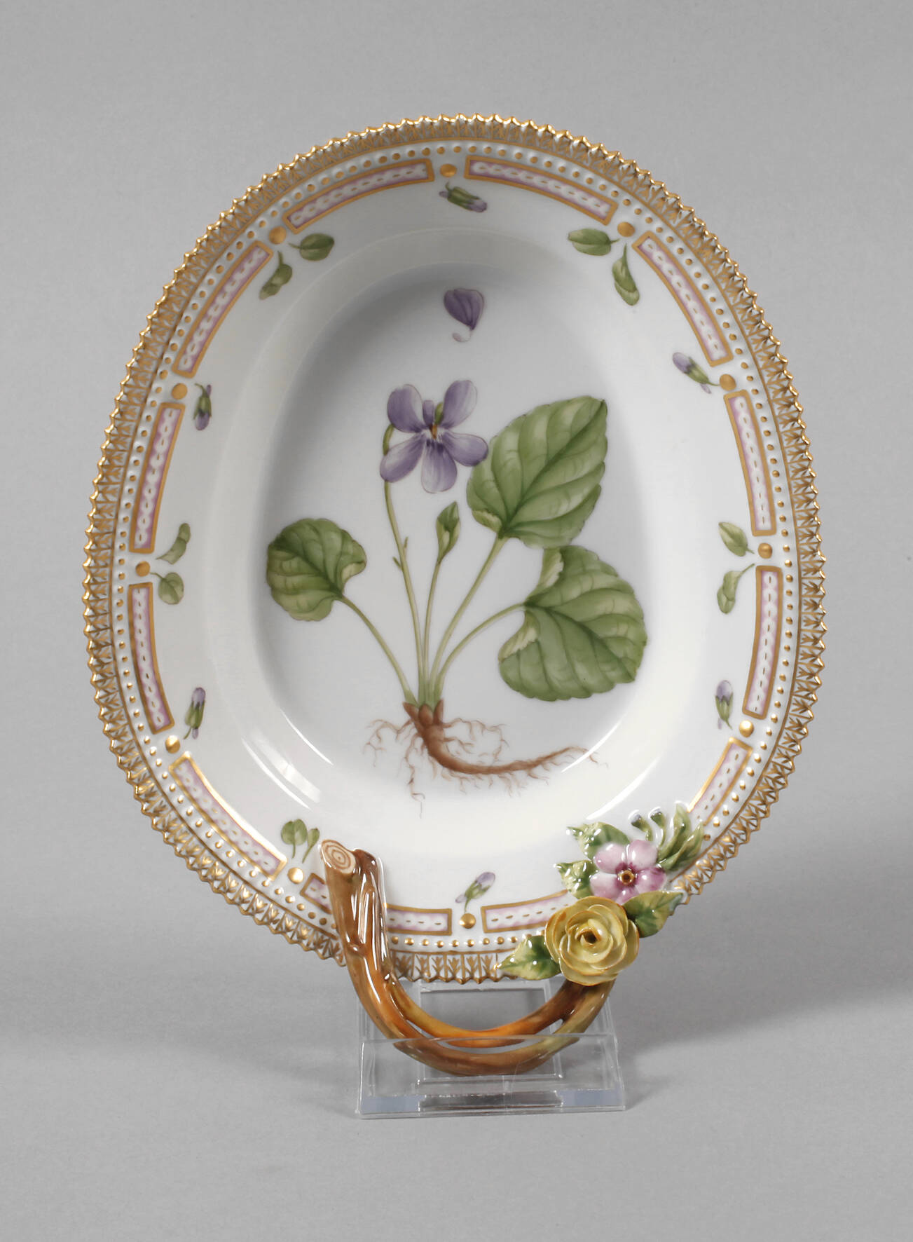 Royal Copenhagen Beilagenschale "Flora Danica"