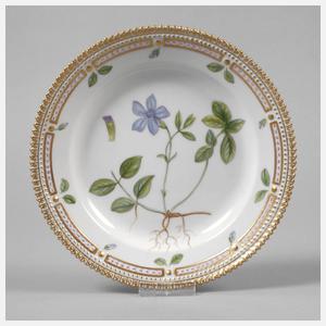 Royal Copenhagen Dessertteller "Flora Danica"