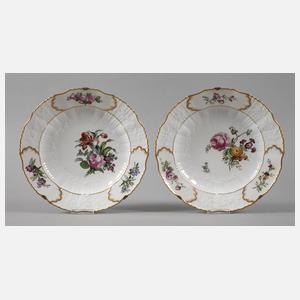 Royal Copenhagen zwei Prunkteller "Vestendekor"