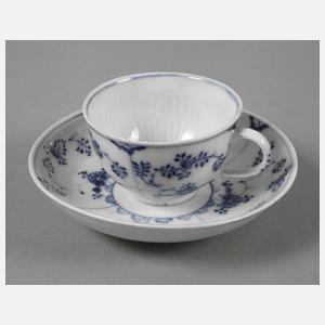 Meissen Tasse und Untertasse "Strohblumenmuster"