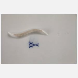 Meissen ovale Schale mit Insektenmalerei