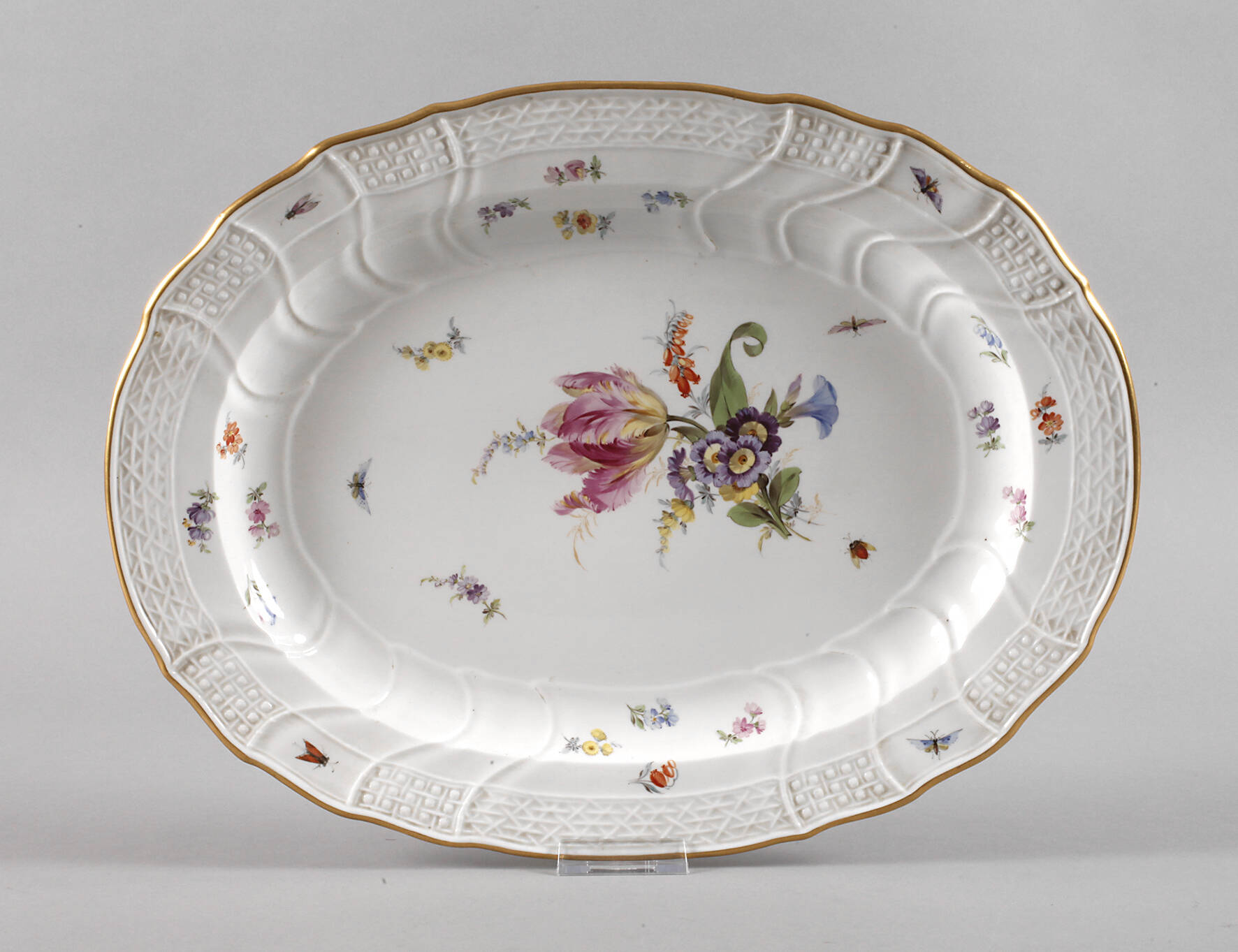 Meissen große Bratenplatte mit Insektenmalerei