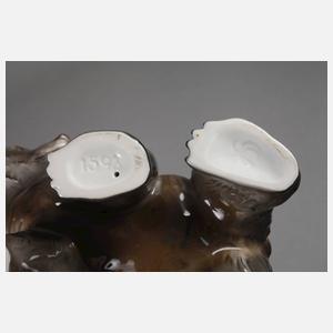 Rosenthal spielende Jungbären