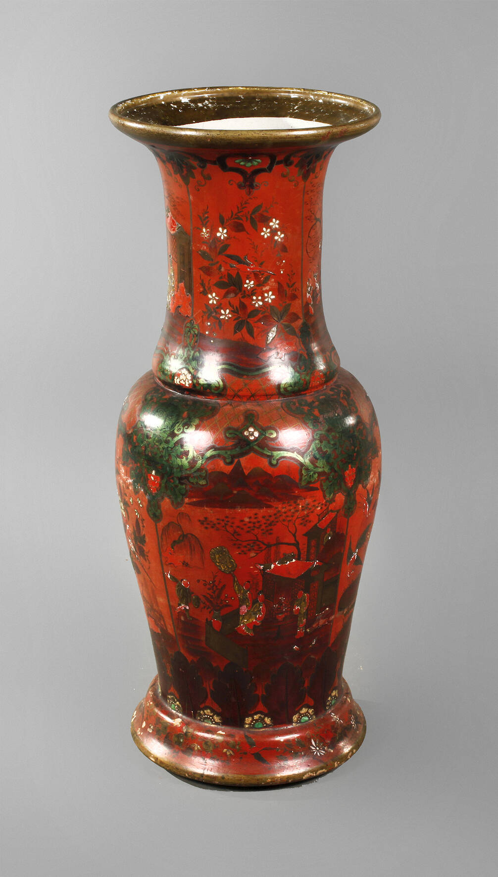 Übegroße Berliner Rotlackvase