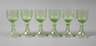 Sechs Weingläser Uranglas