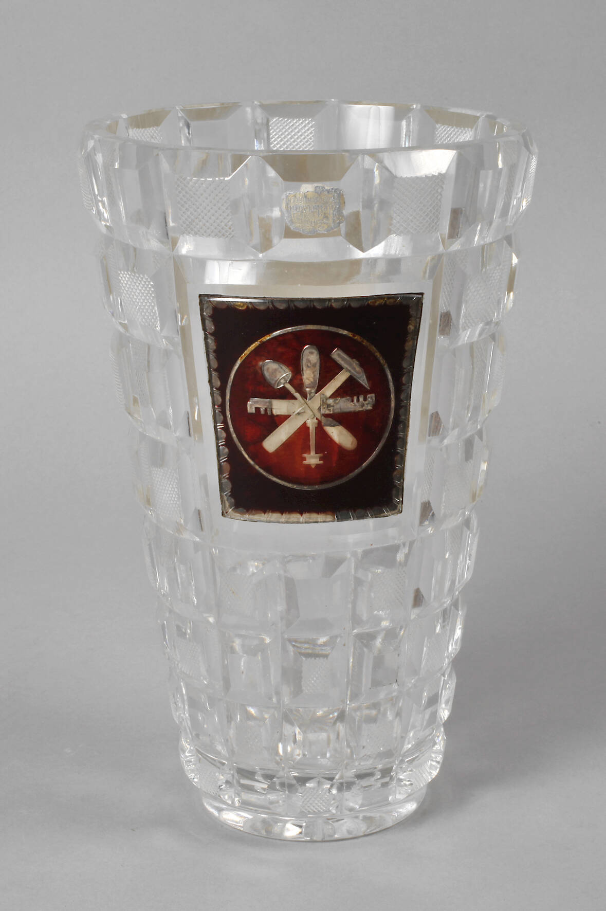 Vase mit Widmung einer Glashandwerkergilde