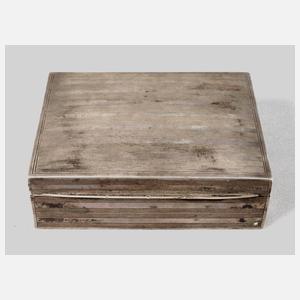 Kleiner Humidor mit Silbermontierung