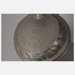 Zwei Walzenkrüge und eine "Egerländer Pitsche"