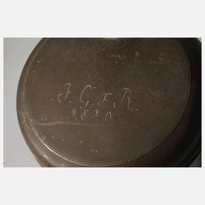 Drei Walzenkrüge Biedermeier Zinn