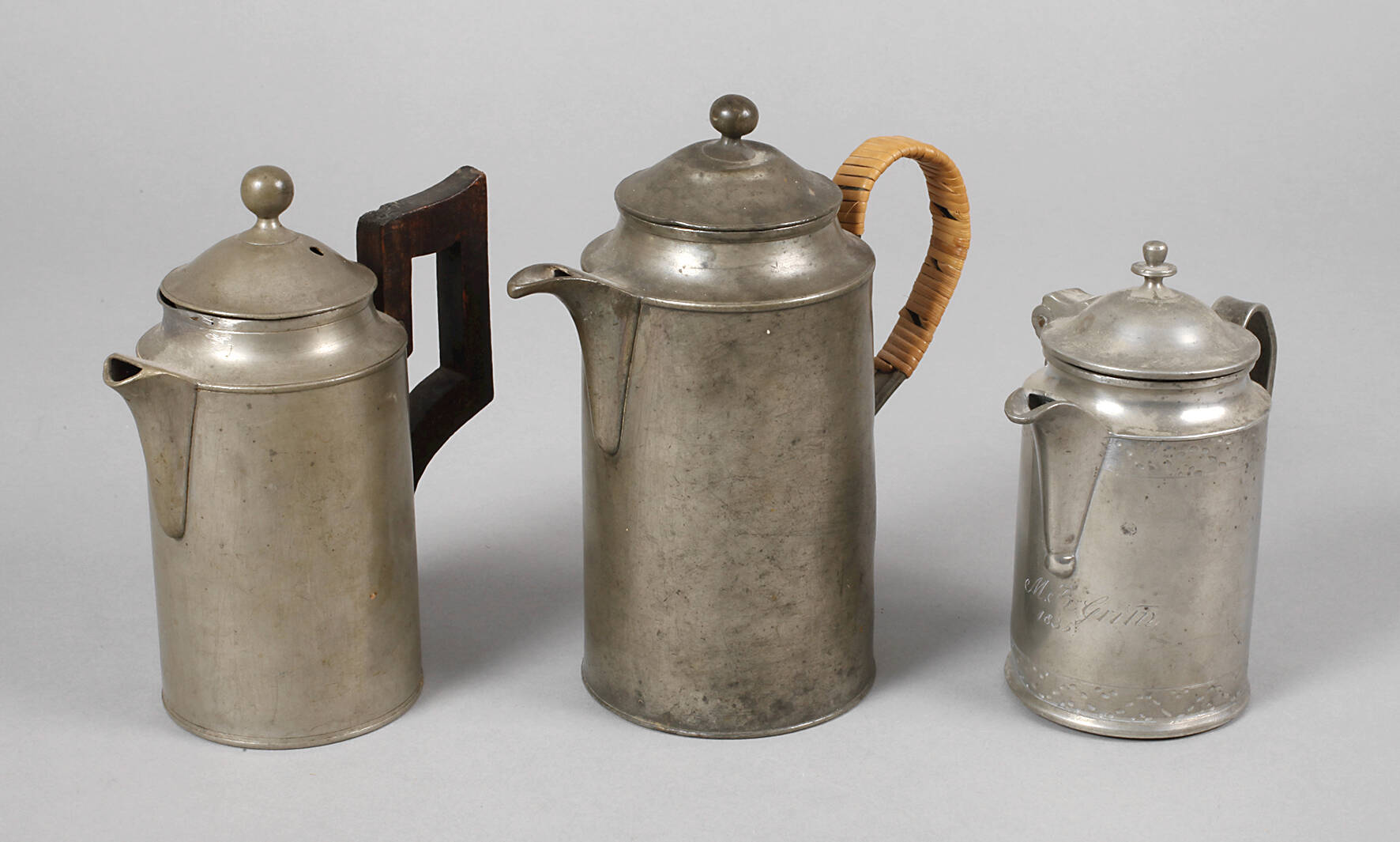 Drei Mokkakännchen Zinn