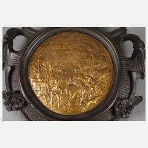 Paar Wandappliken mit Szenen des 16. Jahrhunderts