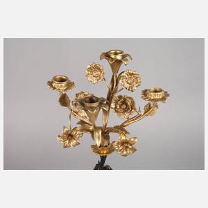 Paar florale figürliche Kerzenleuchter