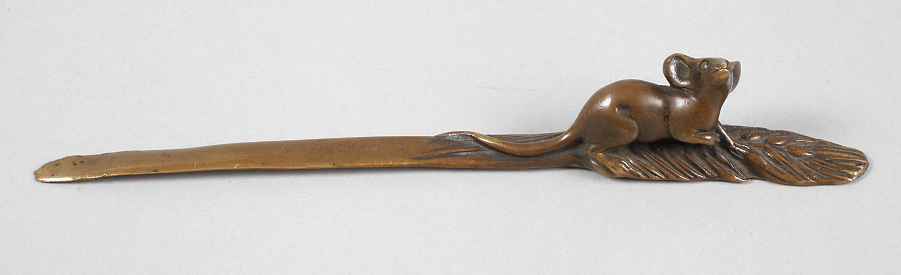 Brieföffner mit Maus