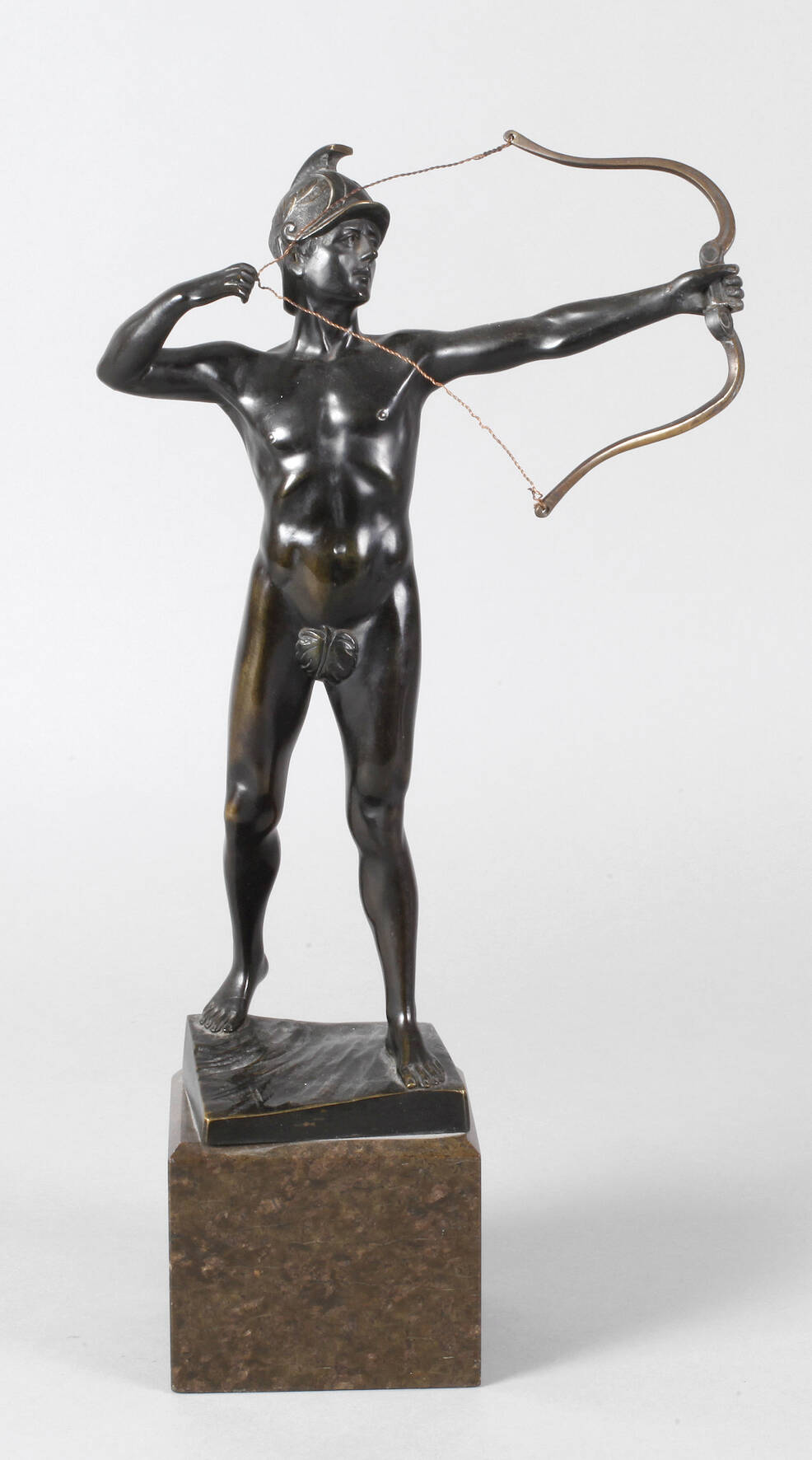 Victor Bugler, Bogenschütze