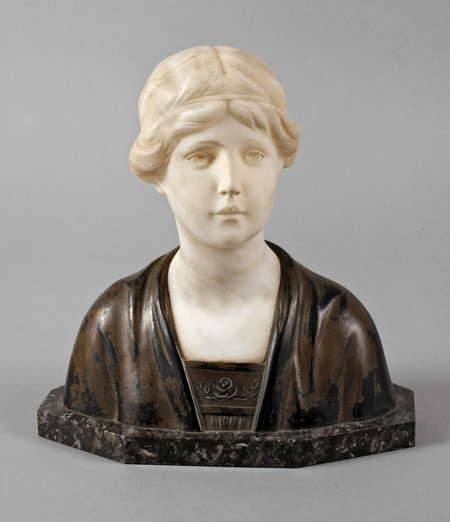 Georg Moerlin, Mädchenbüste