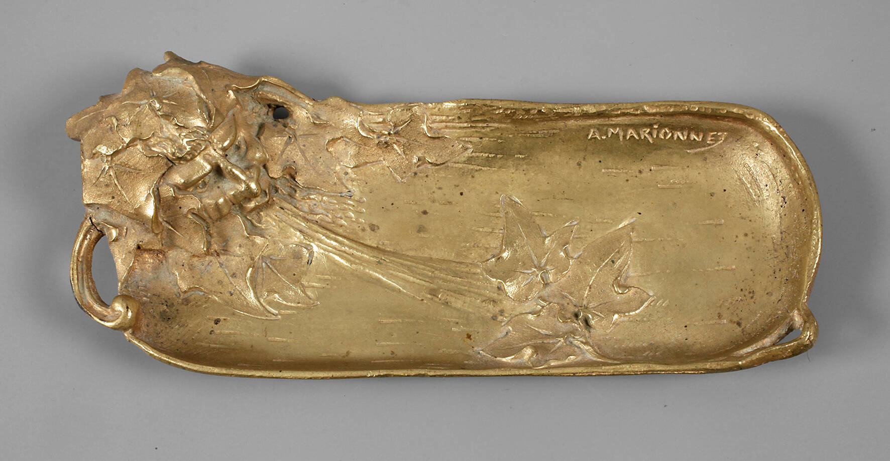 Albert Marionnet, figürliche Stiftablage