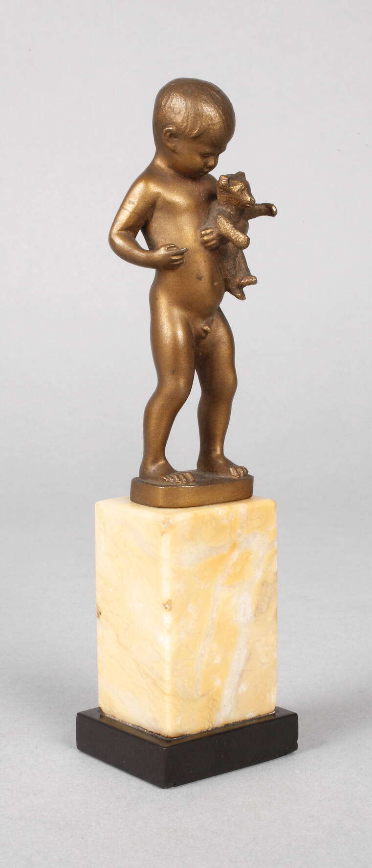 Rudolf Marcuse, Knabe mit Teddybär