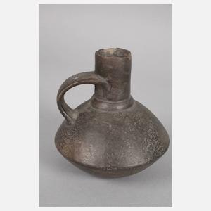 Drei prähistorische Gefäße