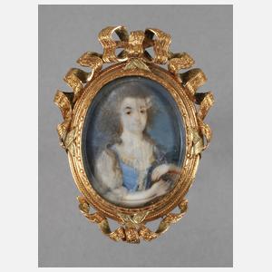 Goldbrosche mit Miniatur