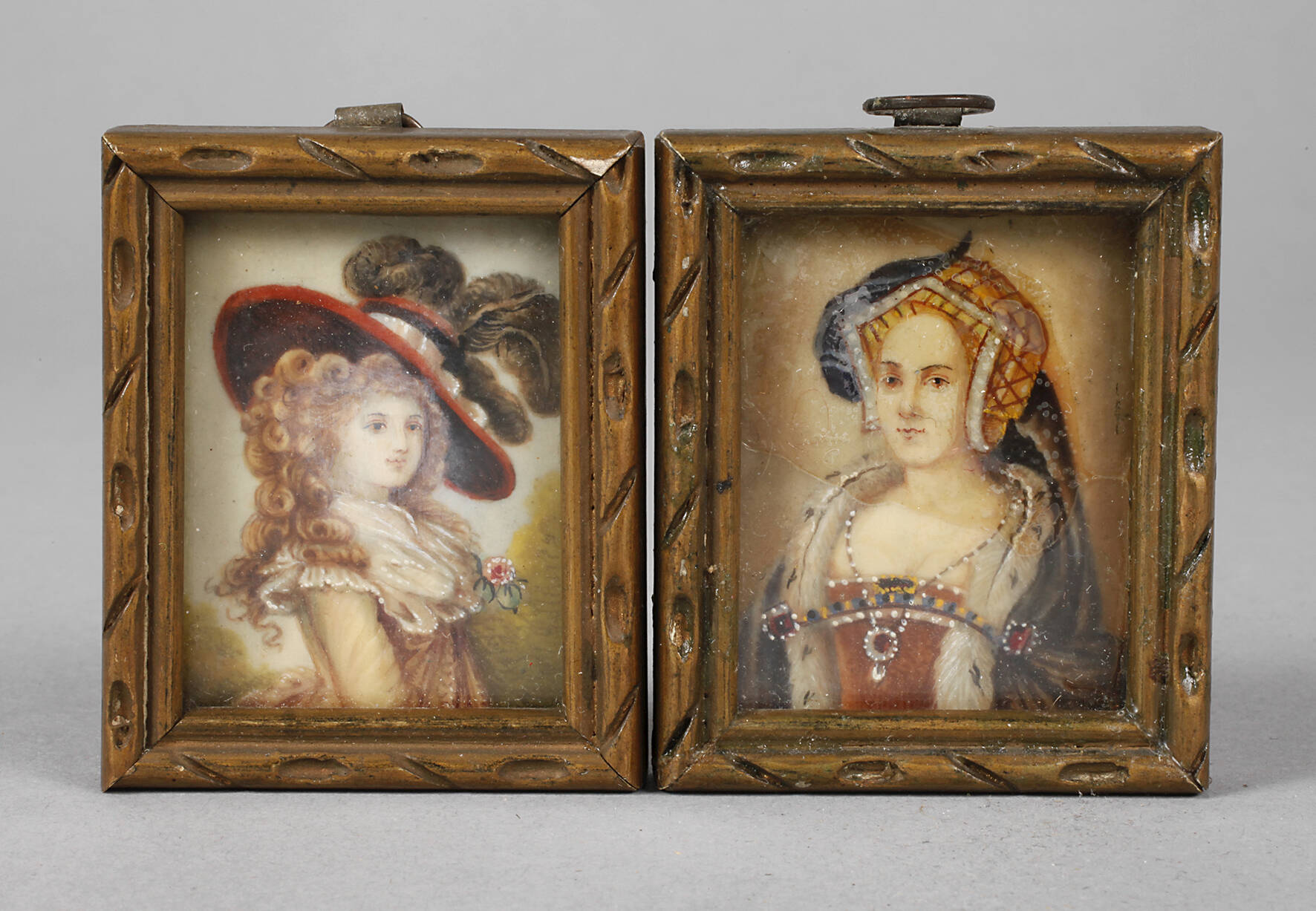 Zwei Elfenbeinminiaturen