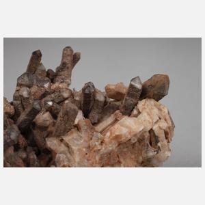 Seltene Quarzkristallstufe