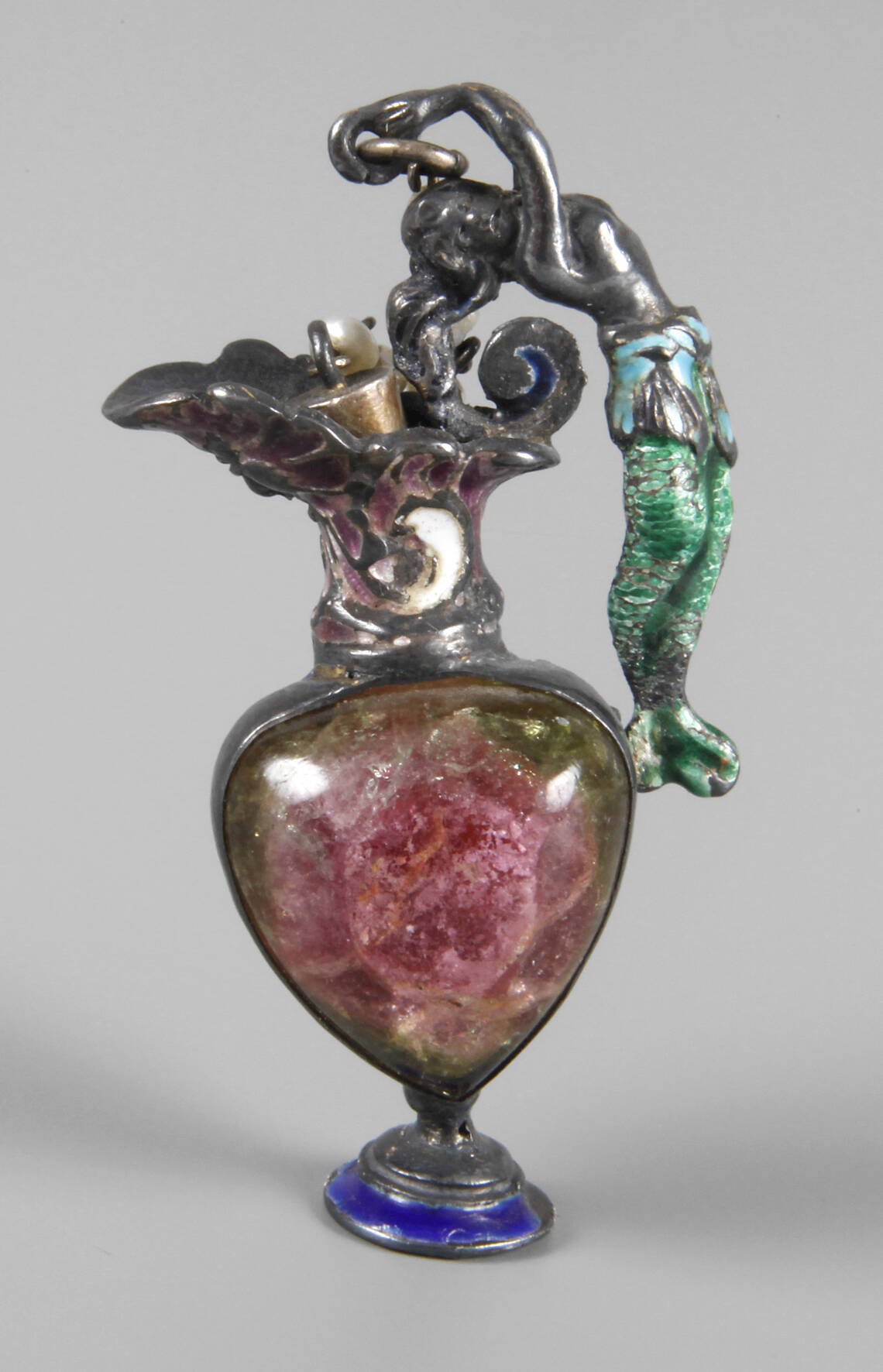 Miniaturziervase mit Turmalin