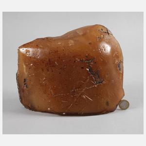 Übergroßer Bernstein