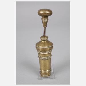 Zwei barocke Utensilien