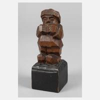 Figürliche Schnitzerei111