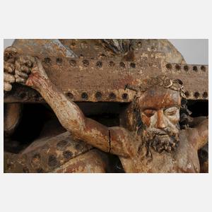 Große geschnitzte Heiligenplastik