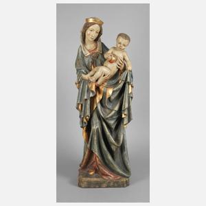 Geschnitzte Marienfigur