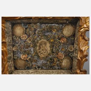 Prächtiger Hausaltar