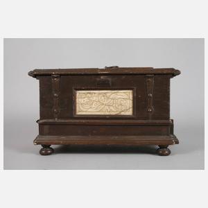 Kleines Renaissancekästchen mit Geheimfächern