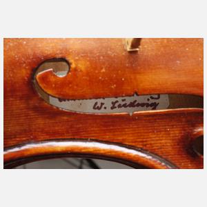 Violine im Etui