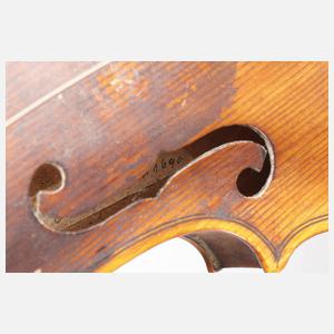 Violine im Etui