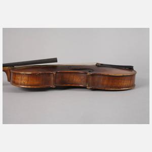 Violine im Etui