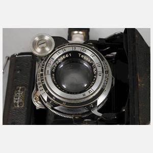 Zwei Fotoapparate Zeiss Ikon