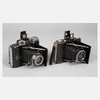 Zwei Fotoapparate Zeiss Ikon111