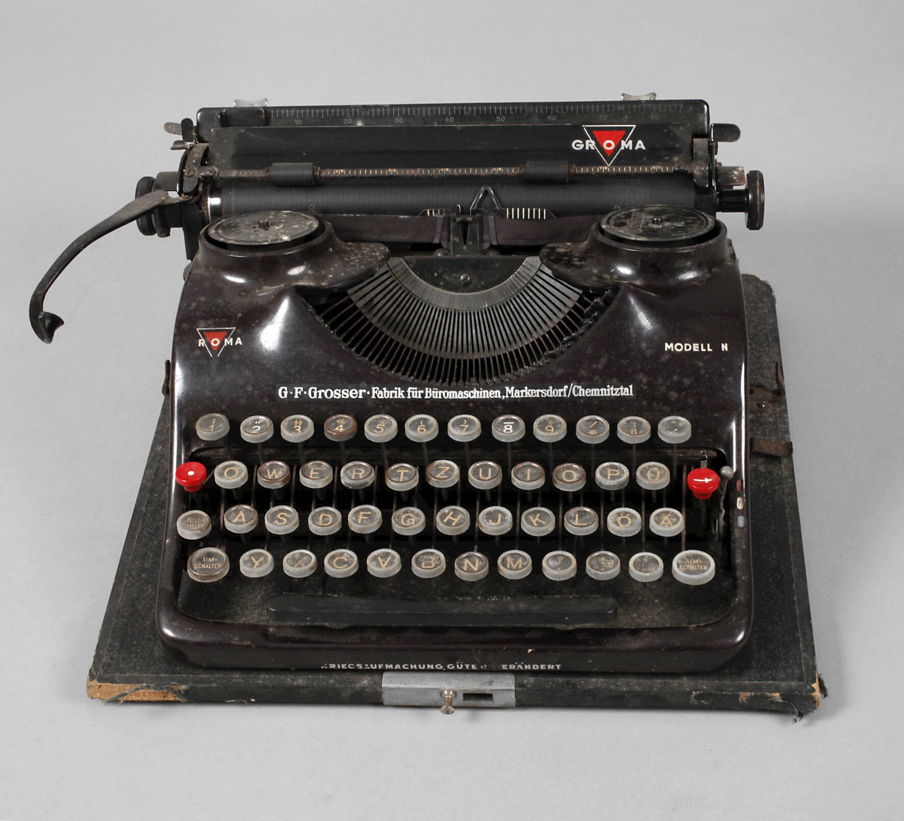 Schreibmaschine Groma