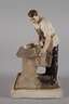 Agitations-Porzellanfigur als Tischler