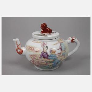 Tee- und Milchkännchen