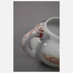 Tee- und Milchkännchen