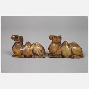 Paar figürliche Steinschnitzereien