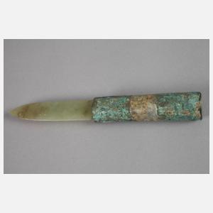 Zwei Jadeschnitzereien